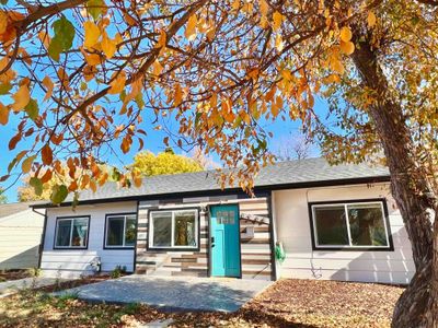 Modern & Bright Open Concept Ranch Home by DU!