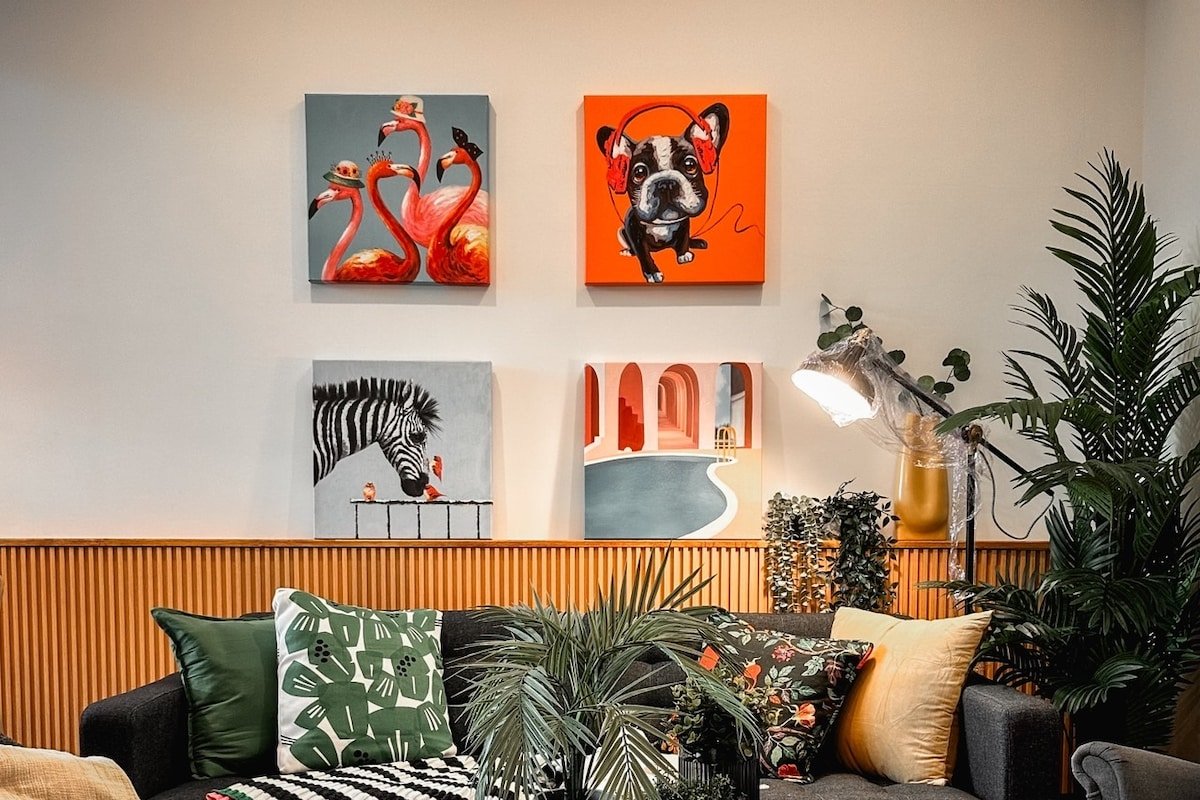 Stylish Modern 4BR Villa 200m BTS, 10min ThongLo gallery image 2