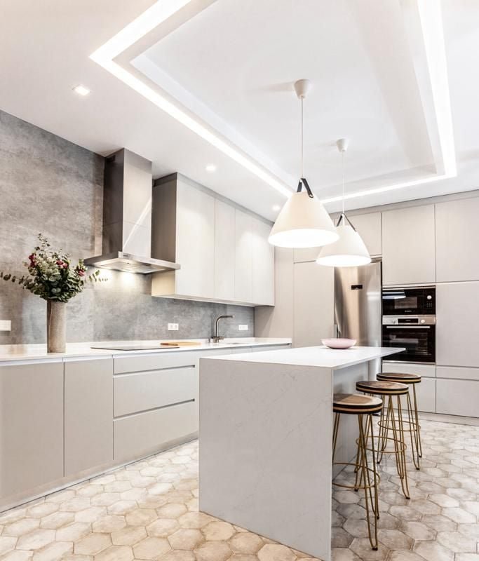 Luxury in Gran Via & Callao – Stylish & Beautiful gallery image 4