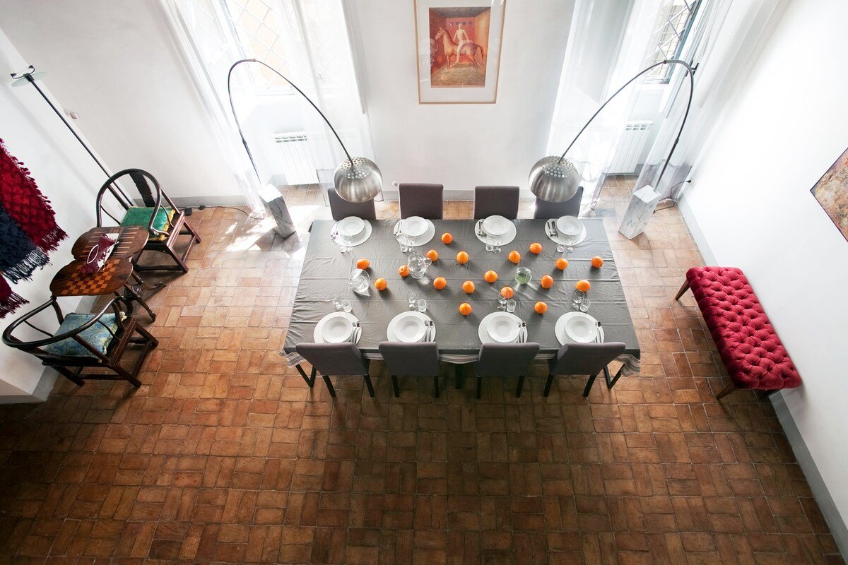 A large and spacious apartment in the baroque Rome gallery image 5
