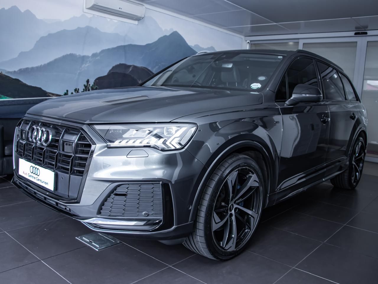 AUDI Q7 45 TDI QUATTRO TIP S LINE for Sale in South Africa