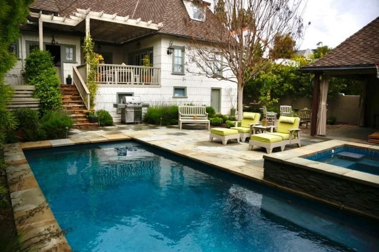 Stunning Hollywood Pool Home – Huge Yard gallery image 3