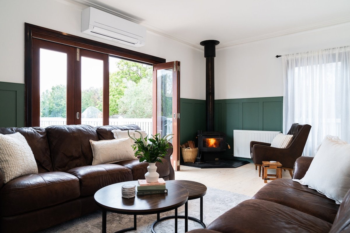 1920’s Gem Torquay gallery image 3