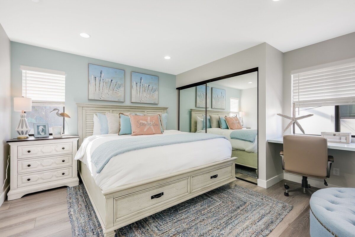 Luxury Meets Coastal Charm in North Mission Beach gallery image 4