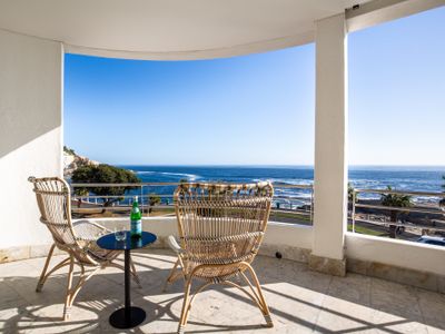 Art Deco Condo on Saunders Beach