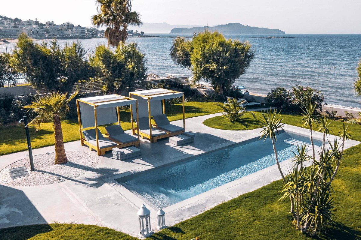 Villa Isalos I Sea fragrance & free heated pool