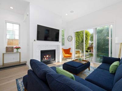 Modern LA Oasis near Beaches, LAX, Sofi and Culver