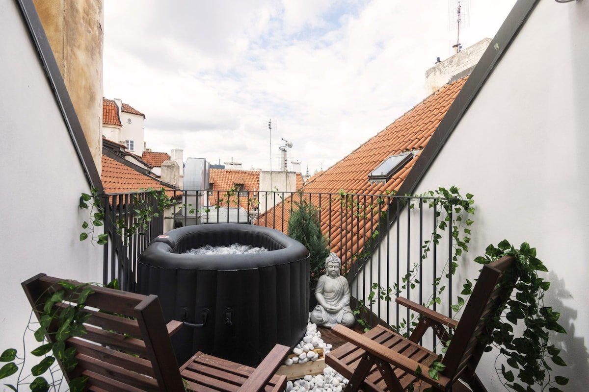 Fairytale Duplex Billiard Home cinema in old town gallery image 3