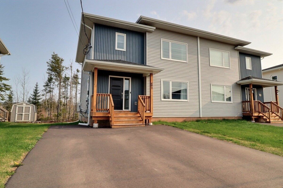 Beautiful Home in Moncton North! gallery image 3