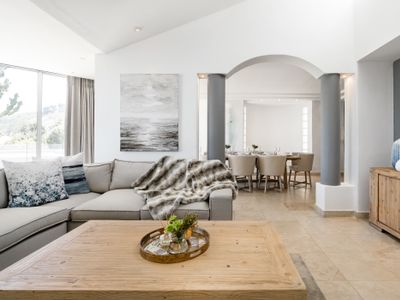 Hillside Minimalist Architecture Villa with Pool