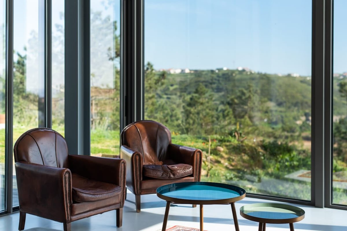 Ericeira Beach Villa gallery image 3