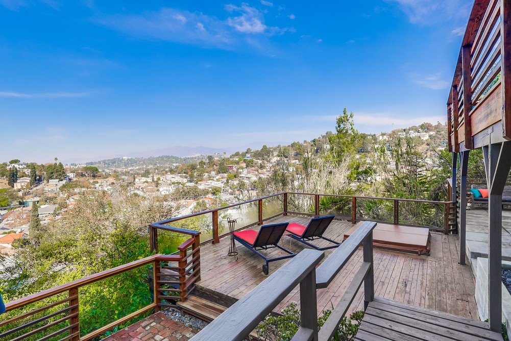 NEW The Leone | Jacuzzi w Epic Views, Garden Oasis