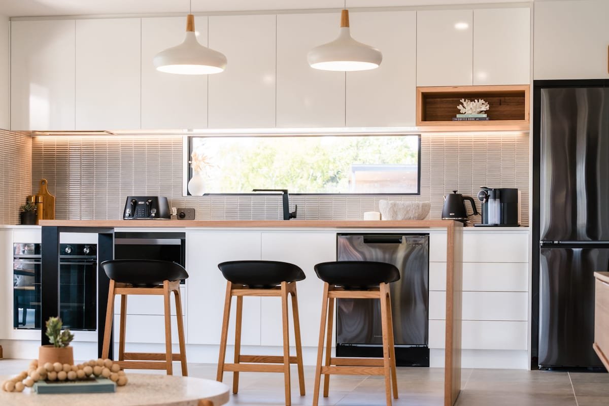 Beach Walk on Alfred gallery image 5