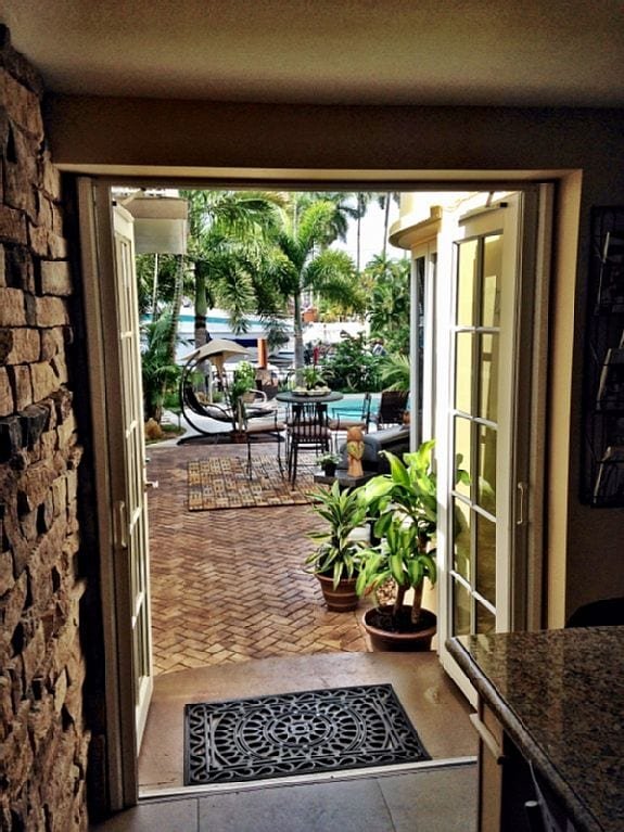 Huge POOL, Dock,Steps2beach,golfcart,paddle boards gallery image 5