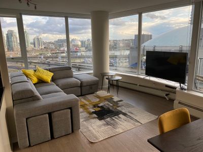 Unbeatable Panoramic Views (downtown,free parking)