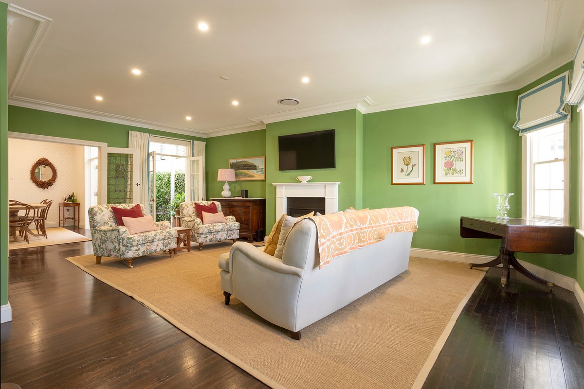 Tranquil Park Side Grand Family Terrace