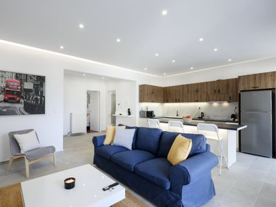 Athenian Comfort Residence – Greecing