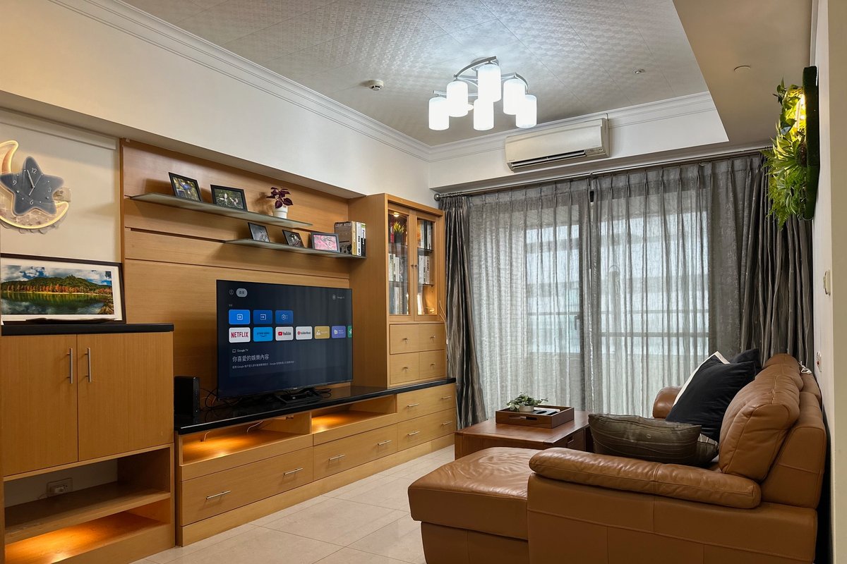 *New* Spacious 3BR Taipei Main Station Unit