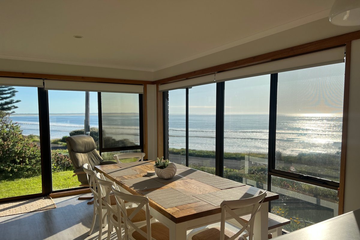 Beach and Riverfront views Port Fairy