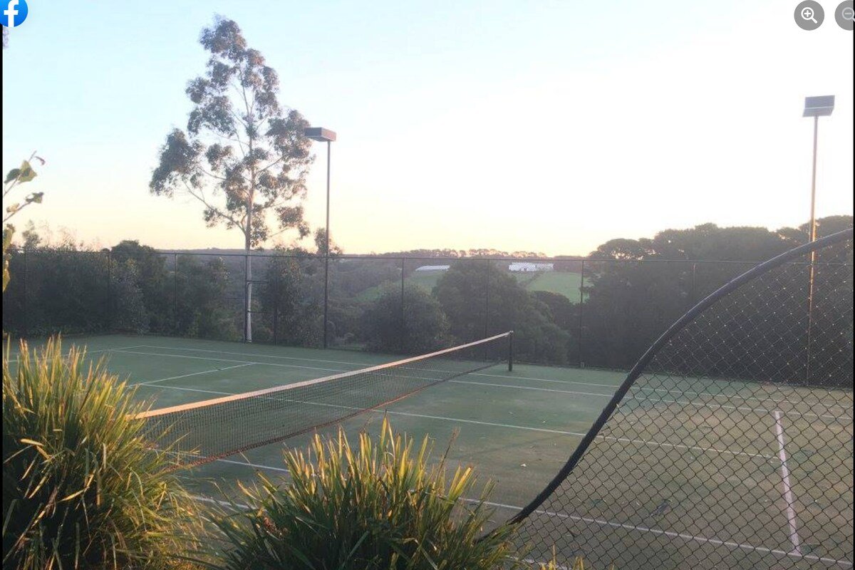 Patsy’s Gate – Red Hill South gallery image 3