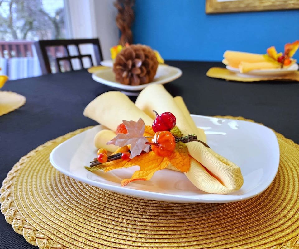 Quiet Lake WA View | Sleeps 16+ | 15 Min>DT & SEA gallery image 5