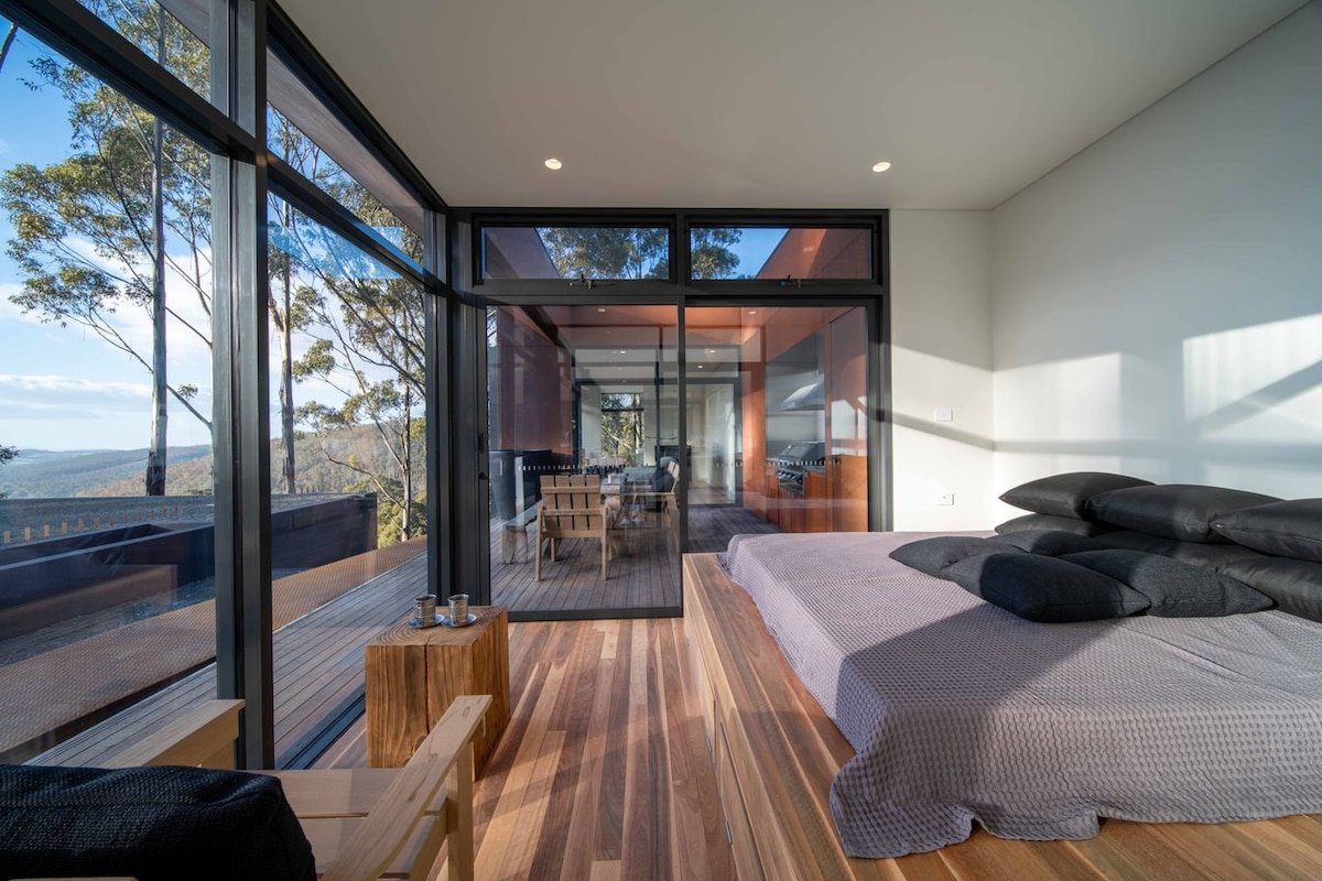 Mountain Top Snug, House Itas gallery image 3