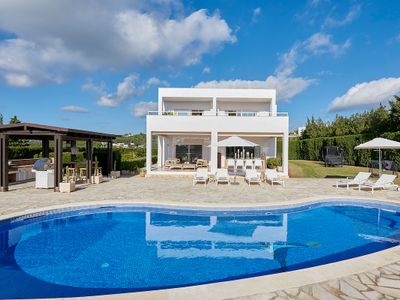 5 mins from Ibiza Town- Private Pool- BBQ-Roof-Top
