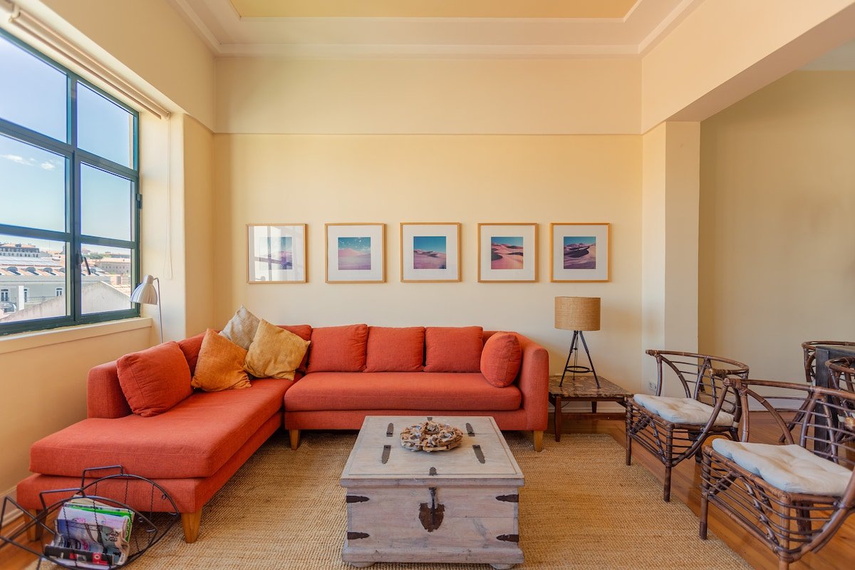 Casa Glória – sunny, spacious boutique apartment gallery image 4