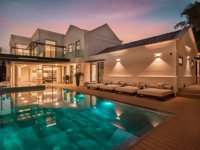 Luxe Villa Poblado l Heated Pool l Nightclub