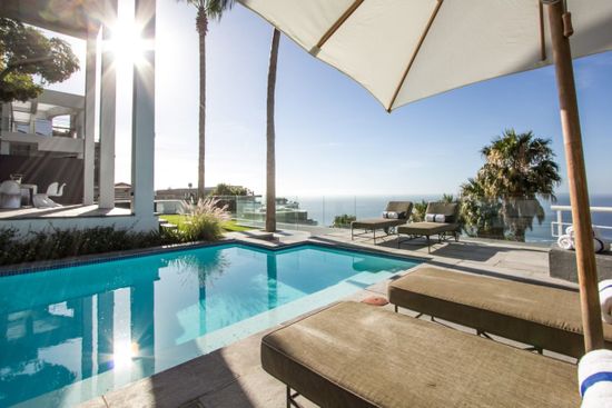 Photo 5 of Villa Vue Mer accommodation in Bantry Bay, Cape Town with 5 bedrooms and 5 bathrooms