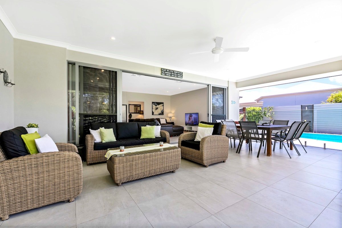 Serenity Retreat Noosa, Private Solar Heated Pool gallery image 5