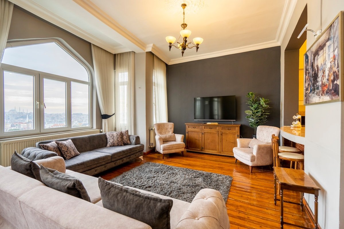 Spacious 3BR Flat w/Magnificent views at Galata gallery image 2