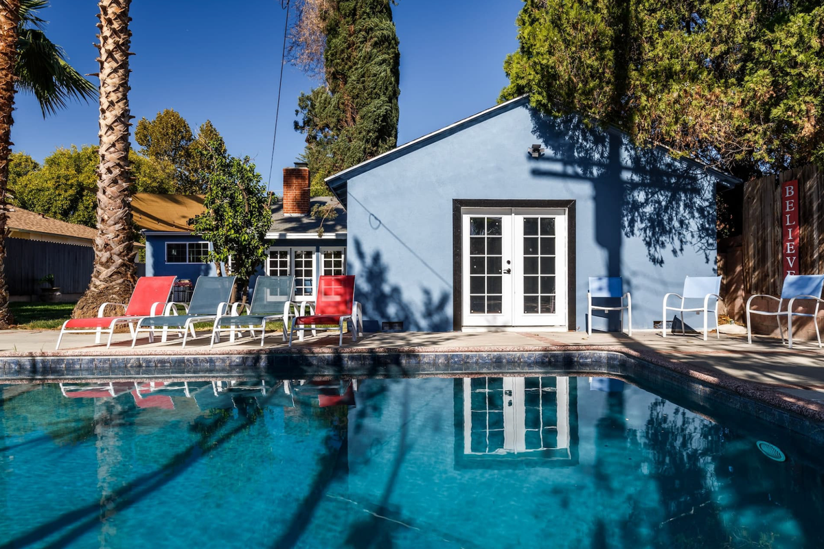 Le Bleu House – Newly Designed 3BR House w/ POOL