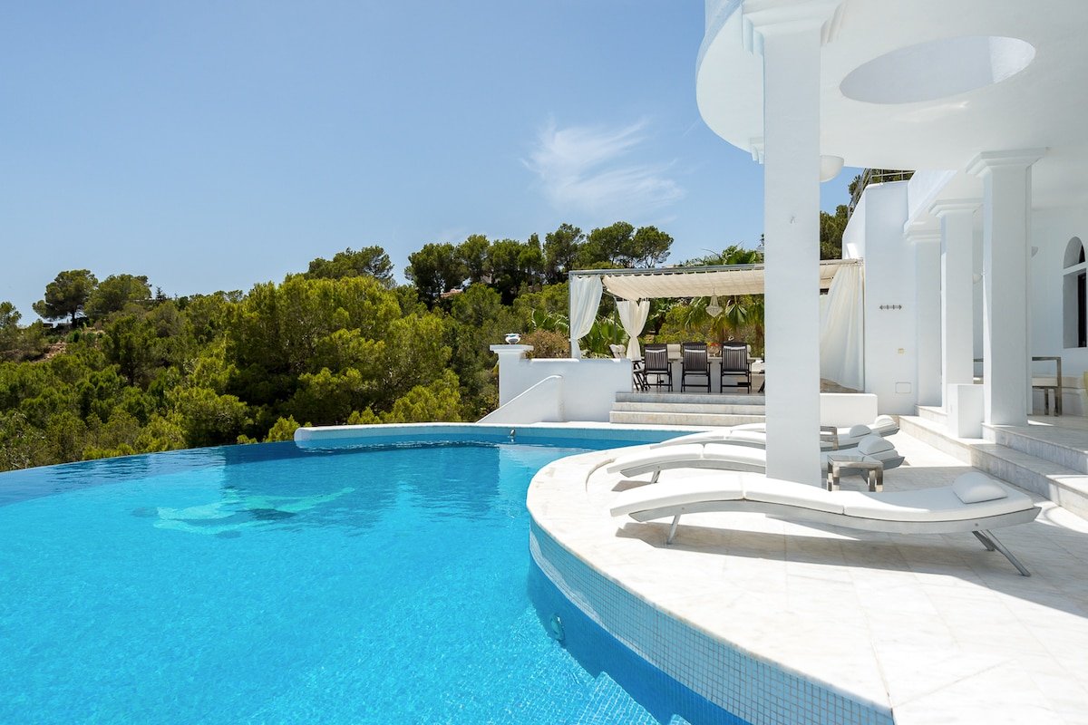 Villa Rica, Cala Jondal gallery image 2