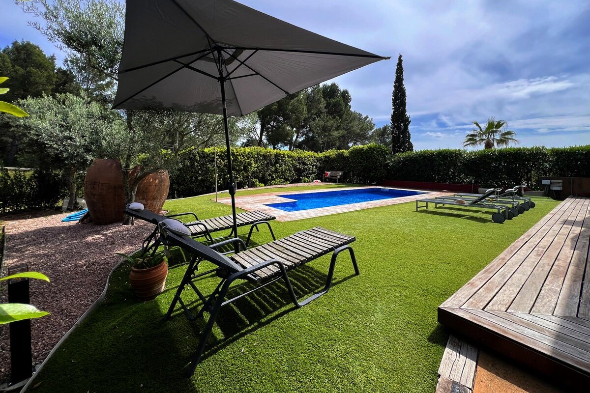 Inoblidable casa amb jardí i piscina privada. gallery image 3