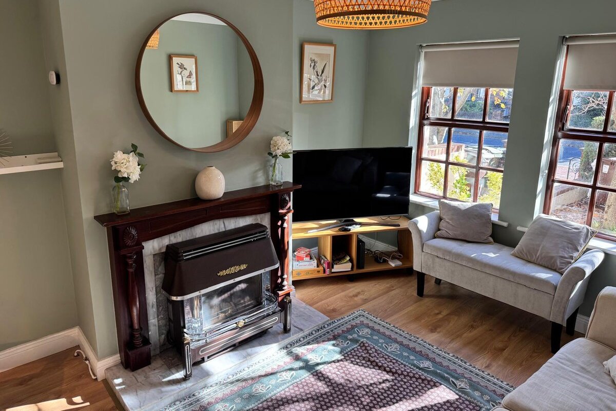 Newly refurbished 3 bedroom house that sleeps 6 gallery image 3