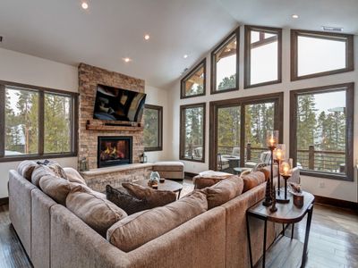 Hoppre Haus – Peak 10 Views! Fire Pit!