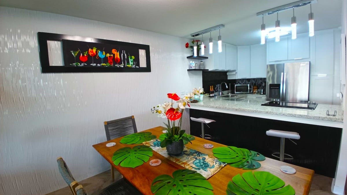 Direct Ocean Waikiki Beach Tower gallery image 5