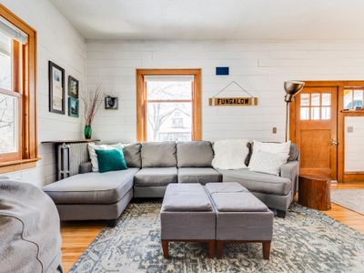 Uptown Fungalow – beautiful private home in MPLS