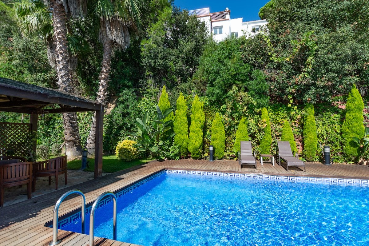 ★ CoastalVillas – Villa Sunrise ★ cosy house gallery image 4