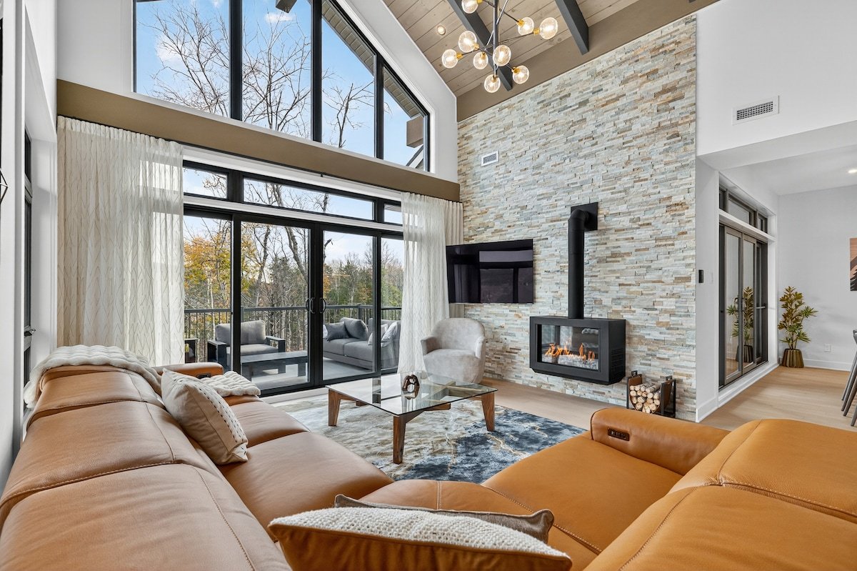 Polaris Verbier: Mont Tremblant Luxe Condo