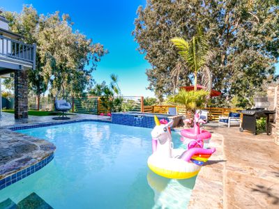 Luxury Oasis! Pool/Jacuzzi & Prime Location!