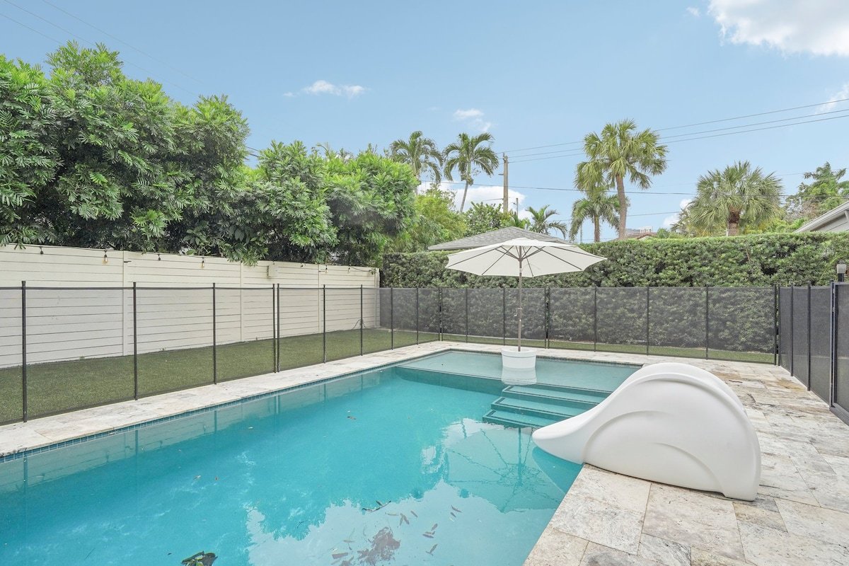 Family-Friendly Lux Las Olas Oasis gallery image 5