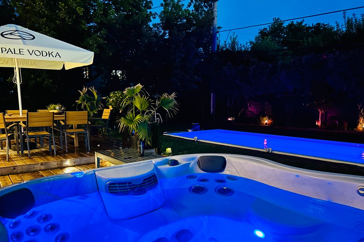 Luxury Retreat w/ Outdoor Pool & Dream Kitchen