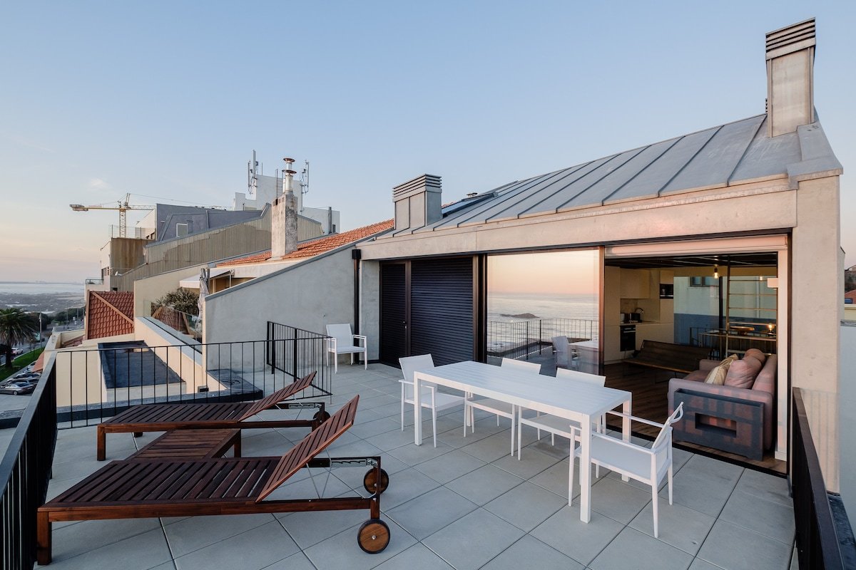 BOUTIQUE Rentals- ATTICO Luxury Design-Ocean views gallery image 5