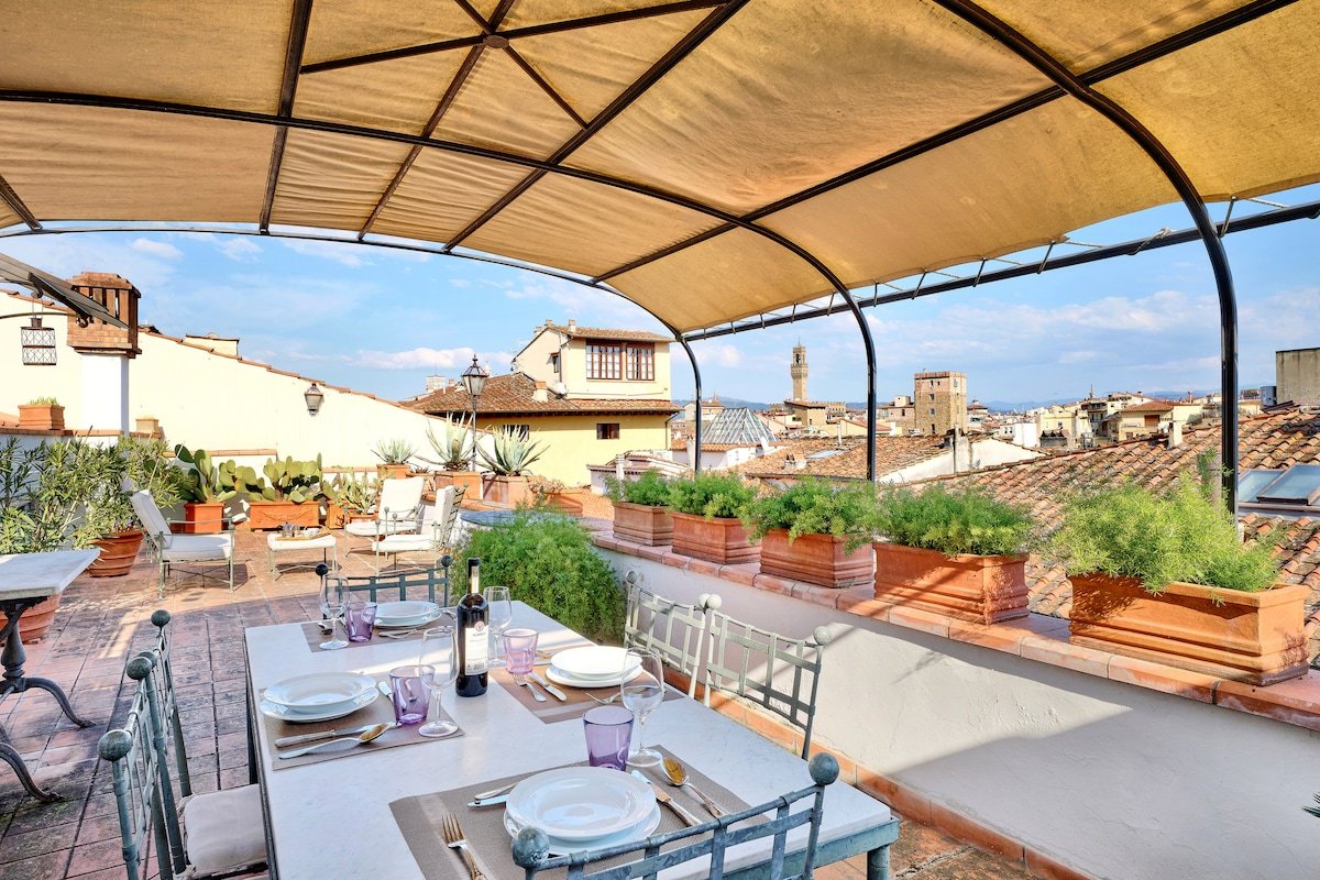 [Oltrarno Elegance] Hidden Gem with Florence Views gallery image 2