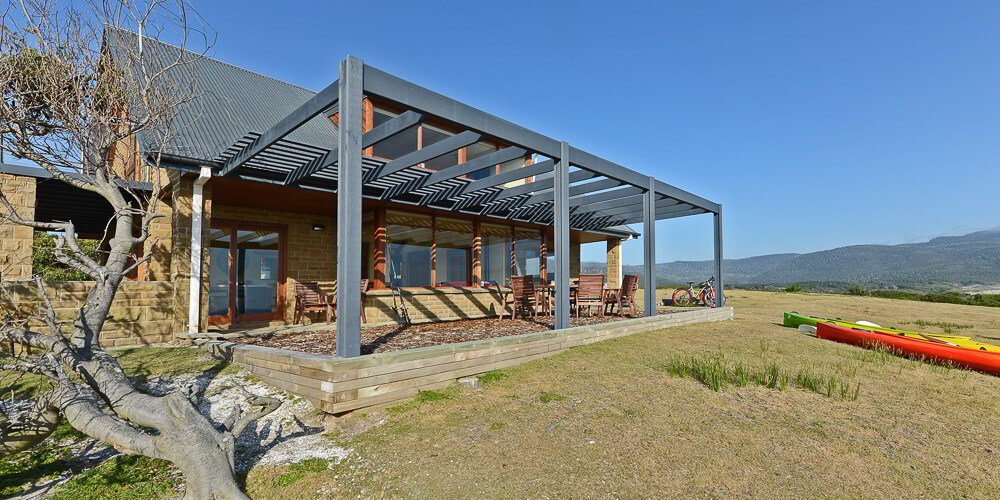 Cloudy Bay Villa – Best Sea Views in Tasmania gallery image 3