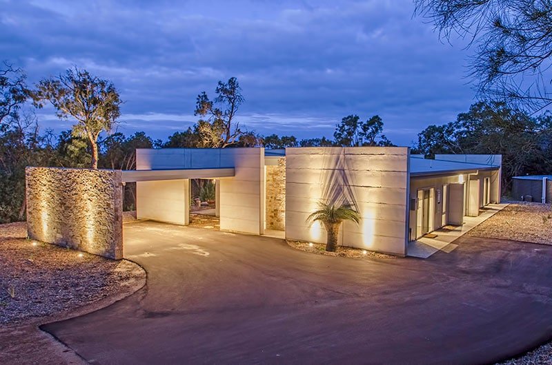 Isabella gallery image 2