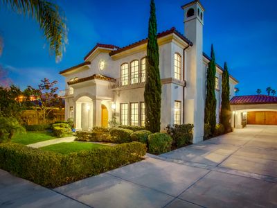 Mediterranean Beauty with Rooftop Deck and Ocean V