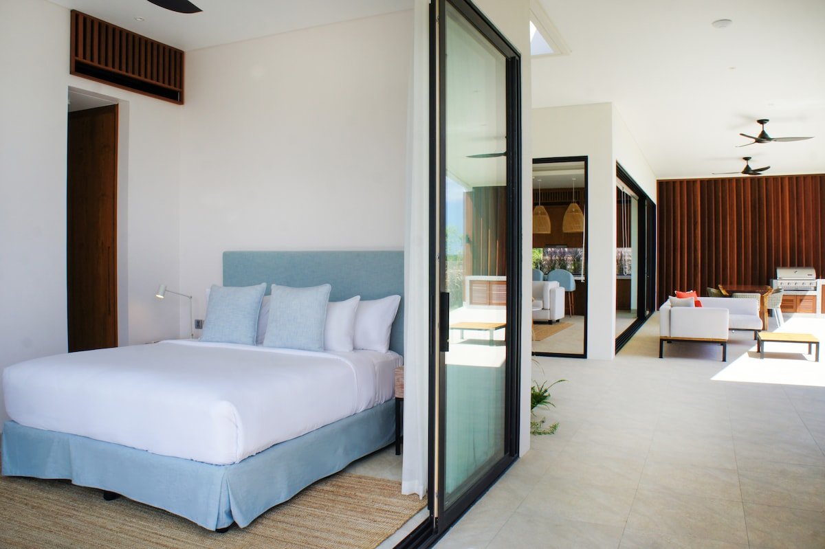 3BR Villa Skye w/ Private Pool & Ocean Views gallery image 2